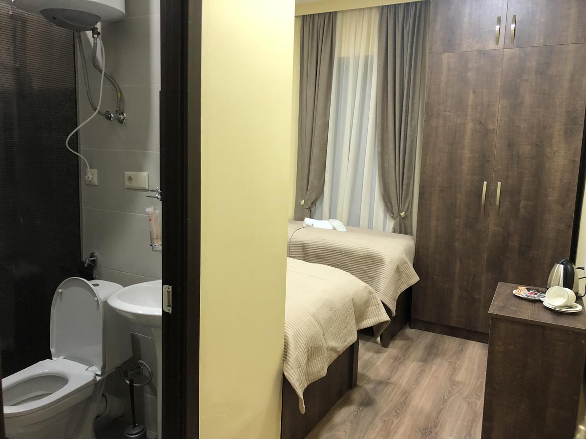 Ametapi Hotell Mestia Exteriör bild