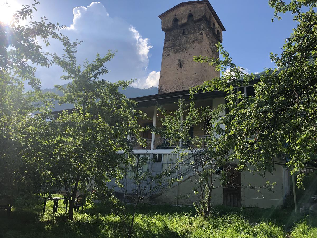 Ametapi Hotell Mestia Exteriör bild